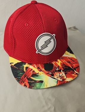 DC Comics The Flash Snapback Hat - Red Mesh, Lightning Bolt Logo